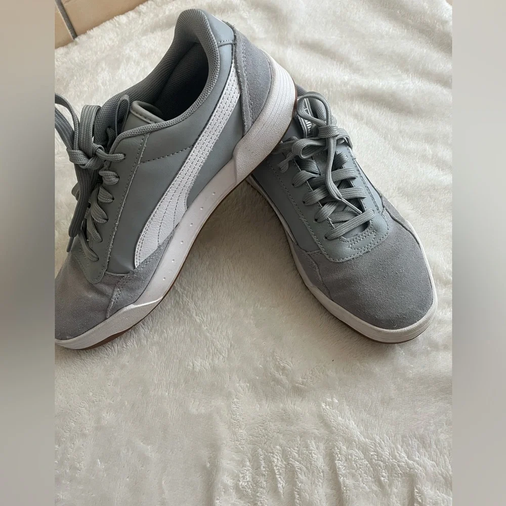 Puma Light Gray Casual Sneakers - Picture 2 of 6